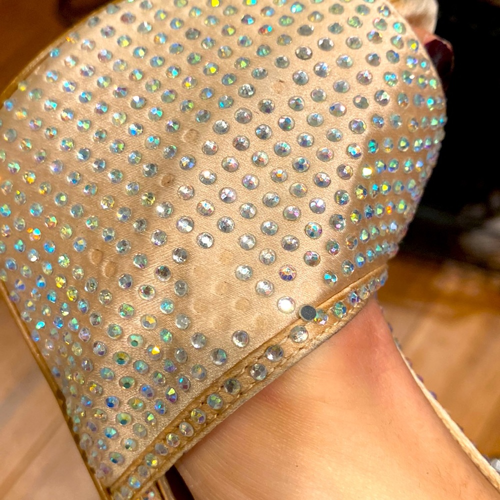 Designer Shoes - Picture 4 of 9